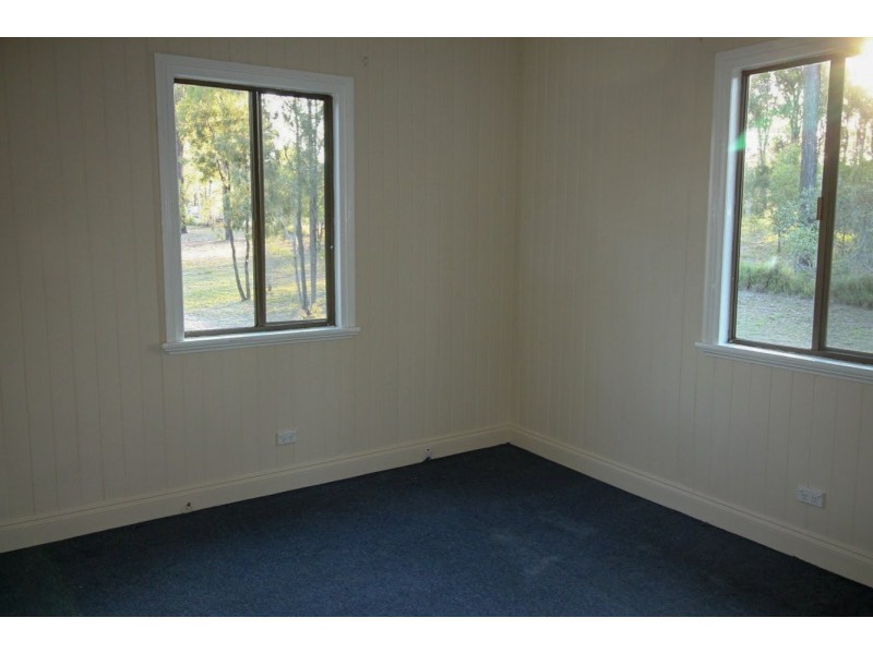 5 Richwood Court, Kensington Grove QLD 4341