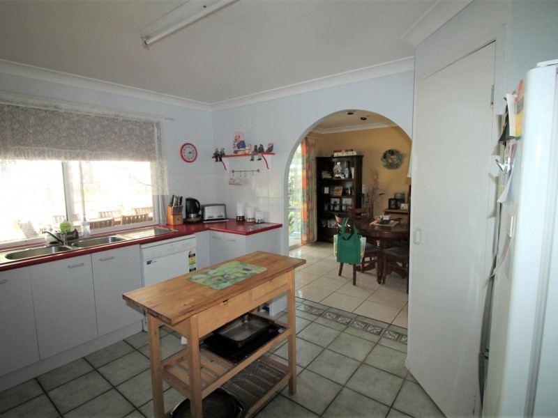 17 Andrews Ct, Regency Downs QLD 4341