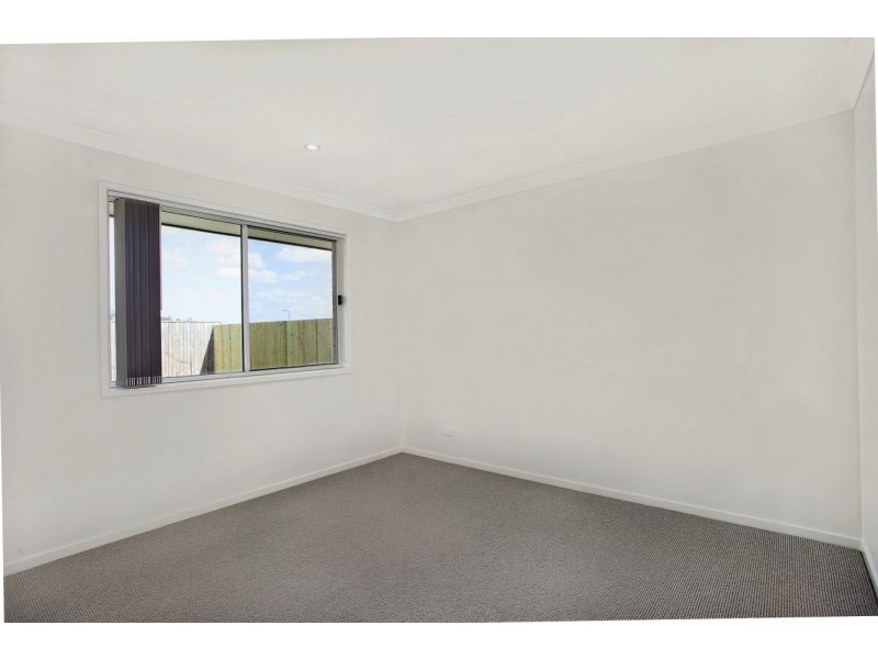 32 Hastings Ave, Plainland QLD 4341