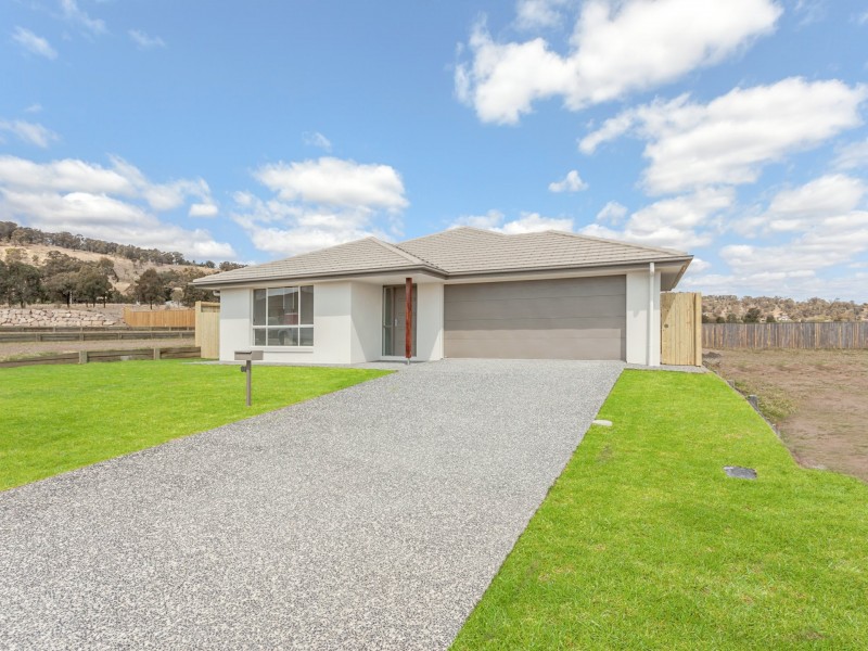 32 Hastings Ave, Plainland QLD 4341