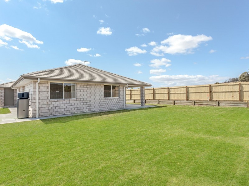 32 Hastings Ave, Plainland QLD 4341