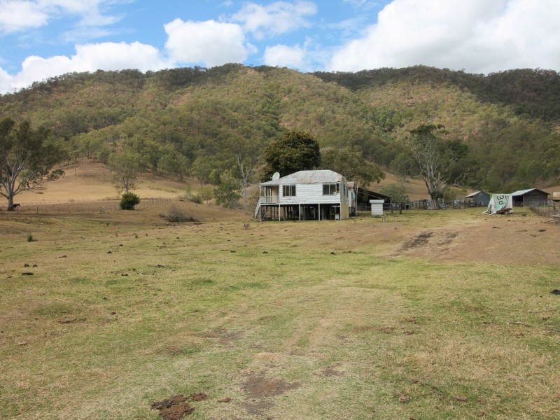 279 Mulgowie Rd, Townson QLD 4341