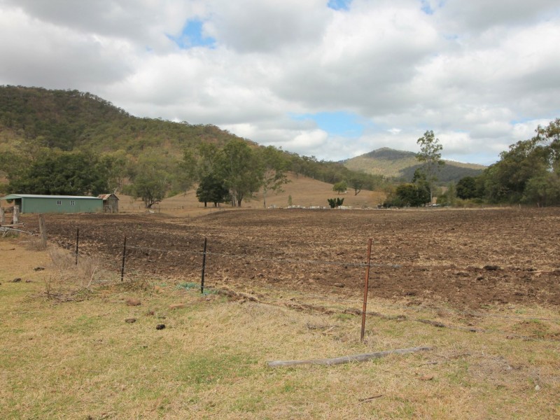 279 Mulgowie Rd, Townson QLD 4341