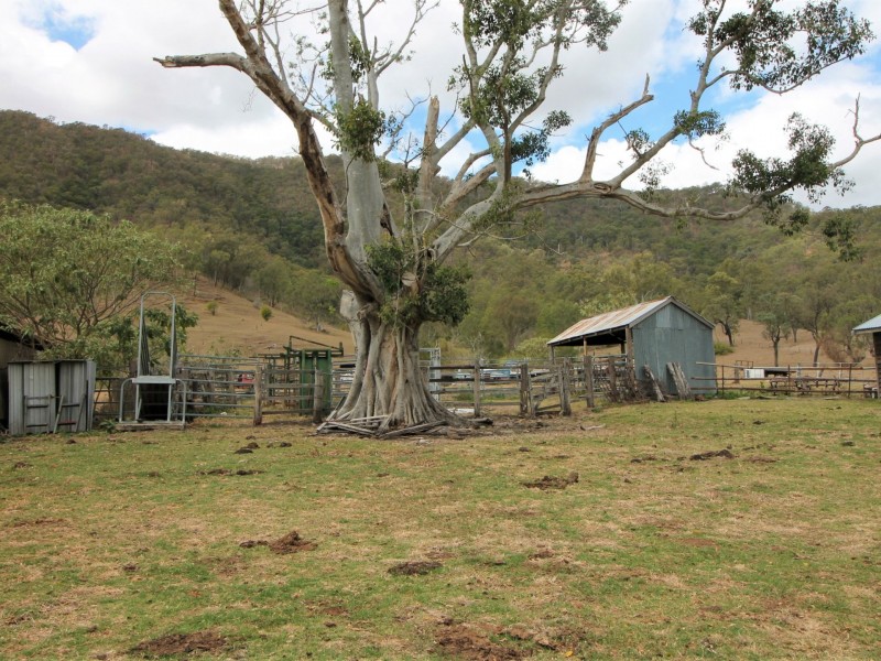 279 Mulgowie Rd, Townson QLD 4341