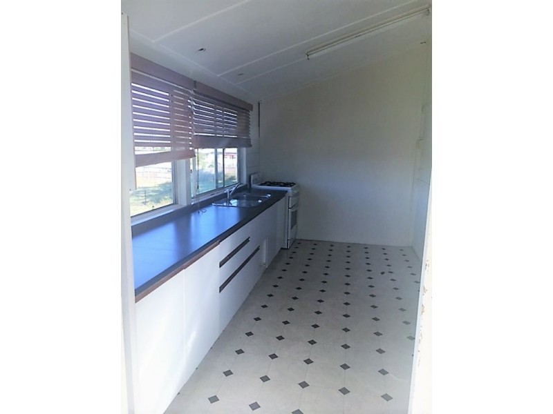 3 Baltzer Court, Grantham QLD 4347