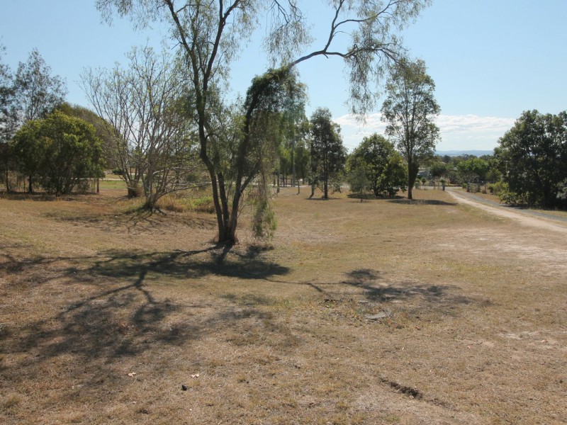 13 Nathan Court, Plainland QLD 4341