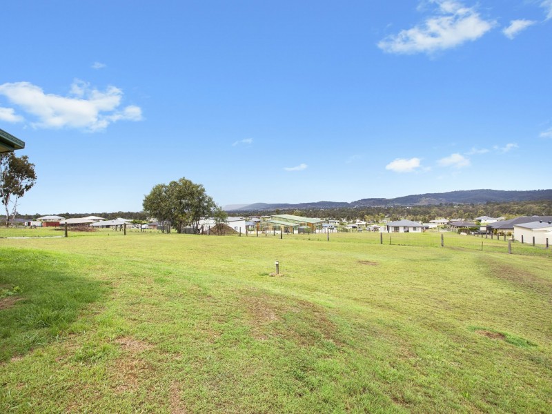 28 Thallon Road, Hatton Vale QLD 4341