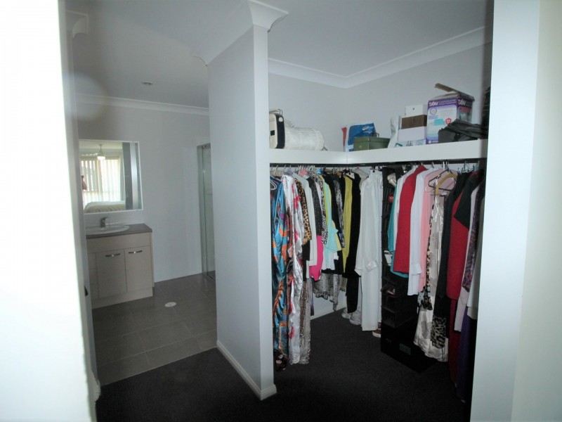 15 Blaxland Ct, Laidley North QLD 4341