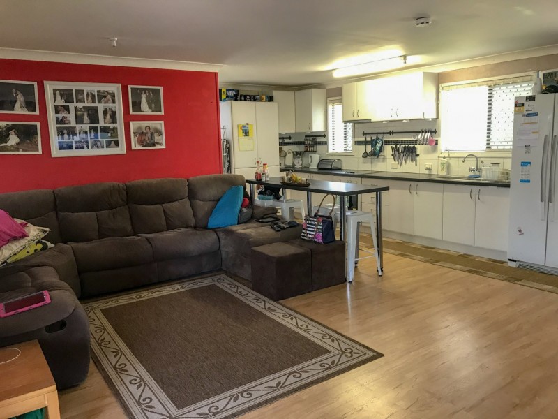 10 Calendula Ct, Regency Downs QLD 4341