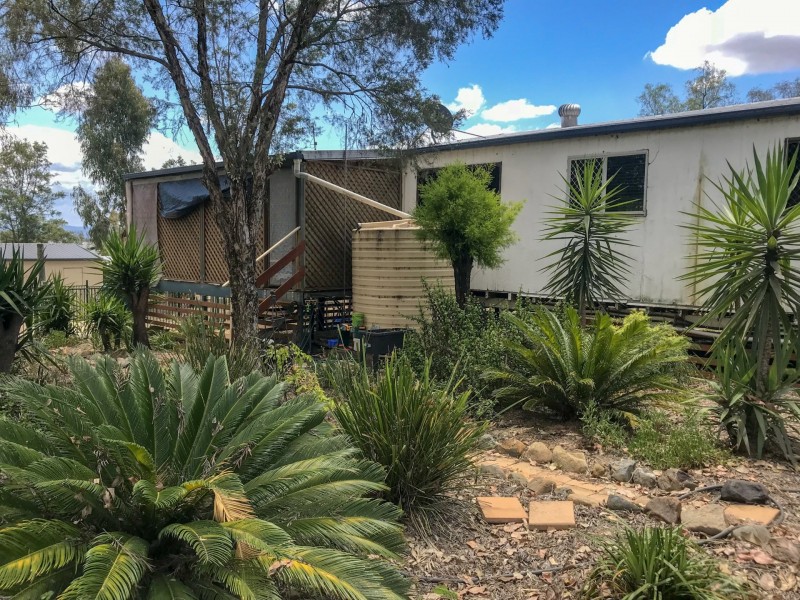 10 Calendula Ct, Regency Downs QLD 4341