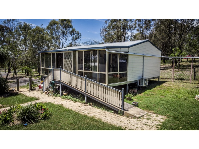 10 Calendula Ct, Regency Downs QLD 4341