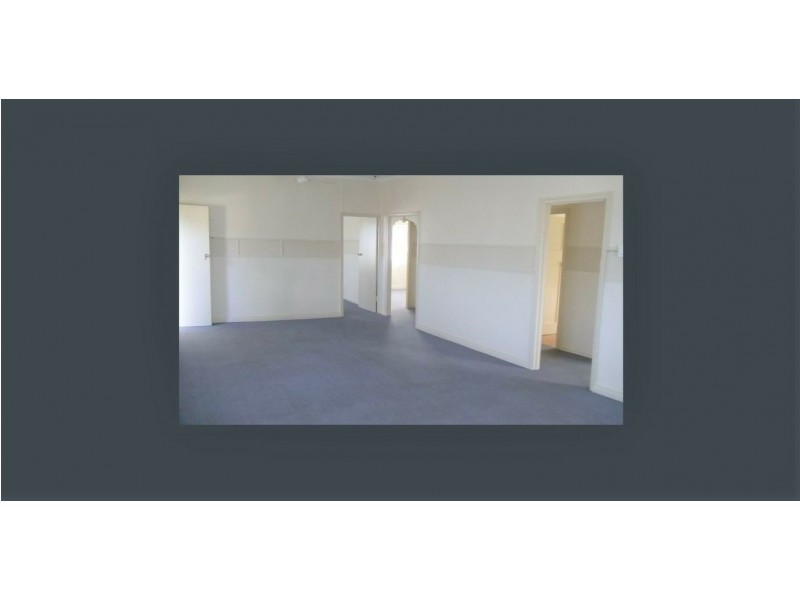 2 Robert St, Forest Hill QLD 4342