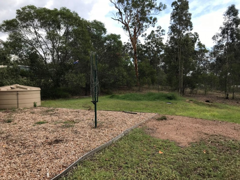 33 Andrews Ct, Regency Downs QLD 4341