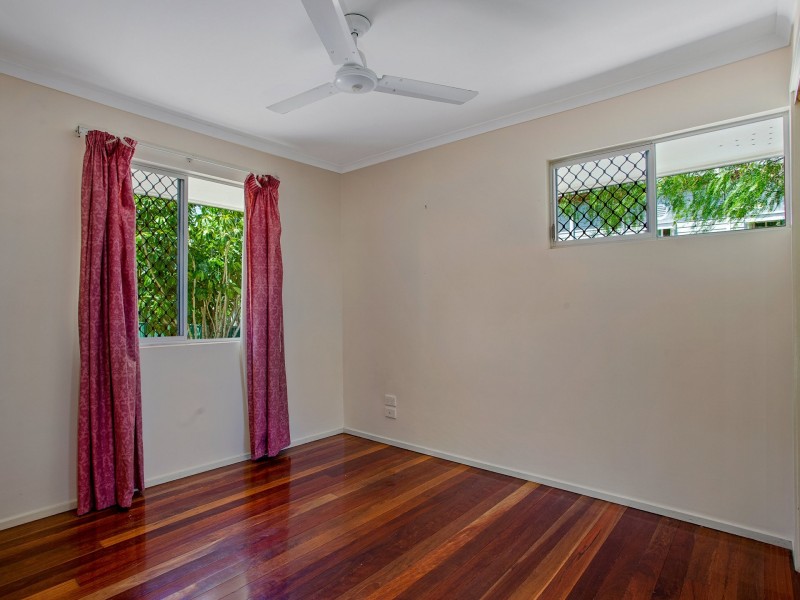 123 Prospect St, Lowood QLD 4311