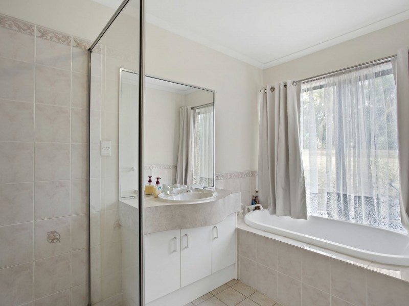 24 Otto Road, Glenore Grove QLD 4342