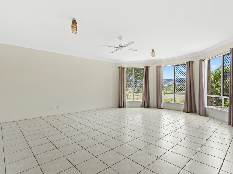 11 Nichlaus Ct, Hatton Vale QLD 4341