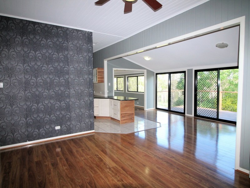 6 Point Piper Close, Laidley Heights QLD 4341