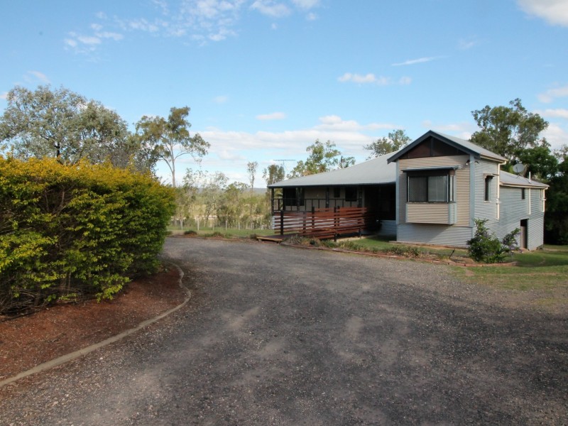 6 Point Piper Close, Laidley Heights QLD 4341
