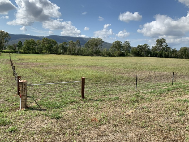 64 Laidley Creek West Rd, Mulgowie QLD 4341