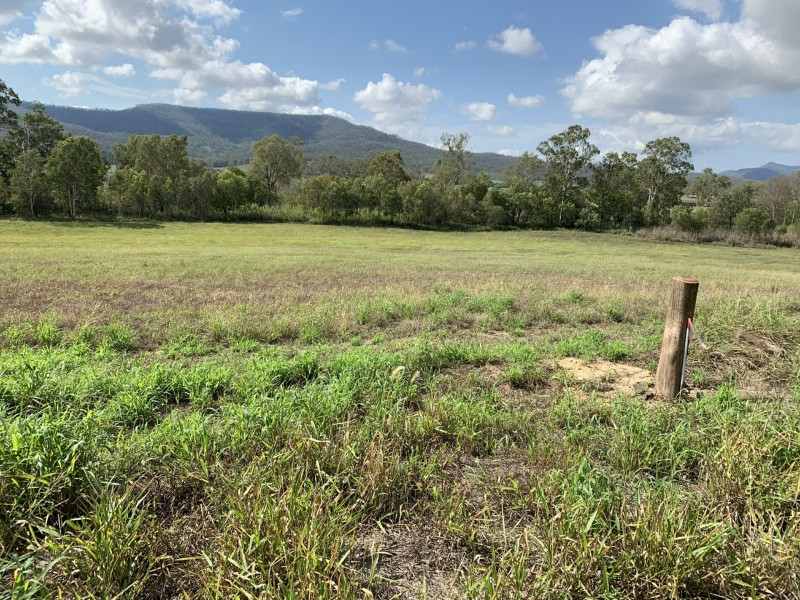 64 Laidley Creek West Rd, Mulgowie QLD 4341