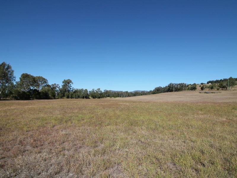 64 Laidley Creek West Rd, Mulgowie QLD 4341