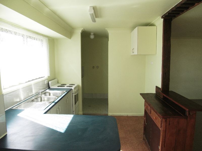 33 Gill Street, Forest Hill QLD 4342