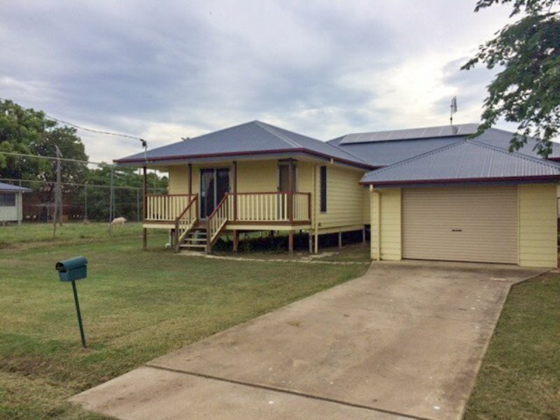 23 William Street, Forest Hill QLD 4342
