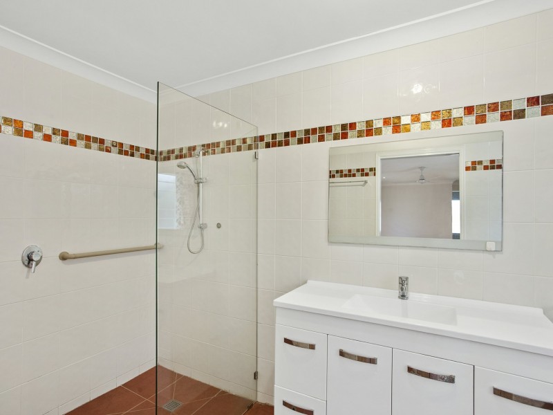 20 Bertrand Avenue, Kensington Grove QLD 4341