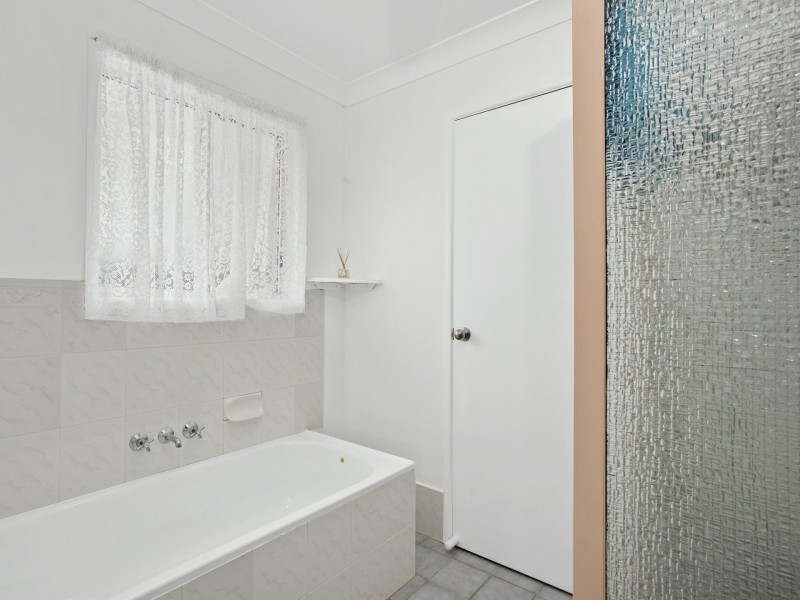 17 Summerholm Rd, Summerholm QLD 4341