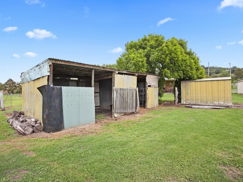 17 Summerholm Rd, Summerholm QLD 4341