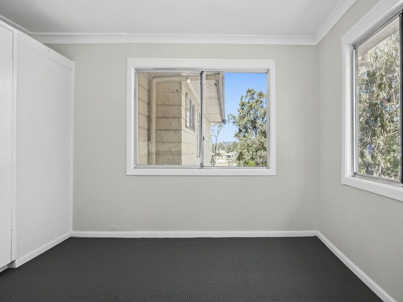 18 Hannant Rd, Hatton Vale QLD 4341