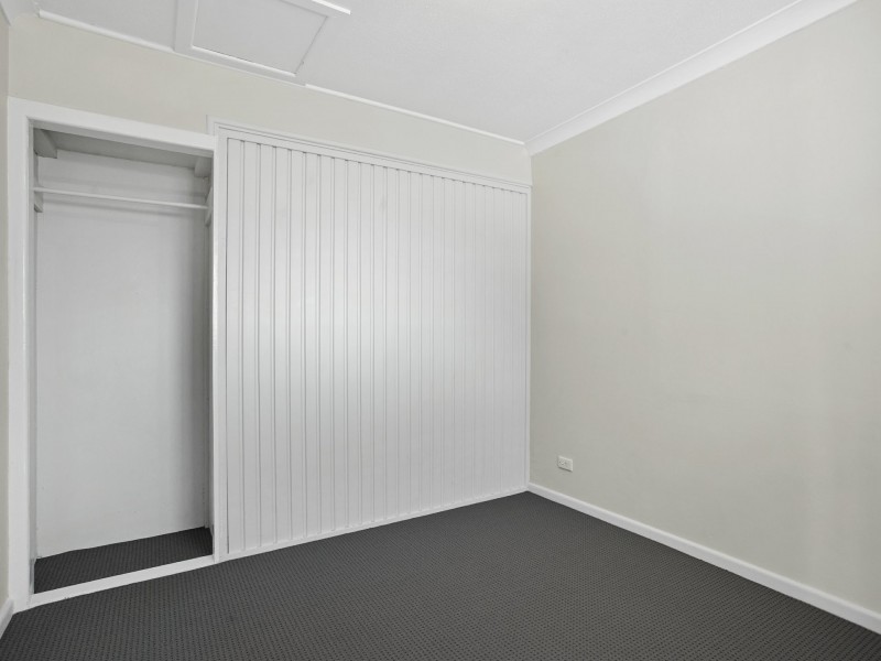 18 Hannant Rd, Hatton Vale QLD 4341