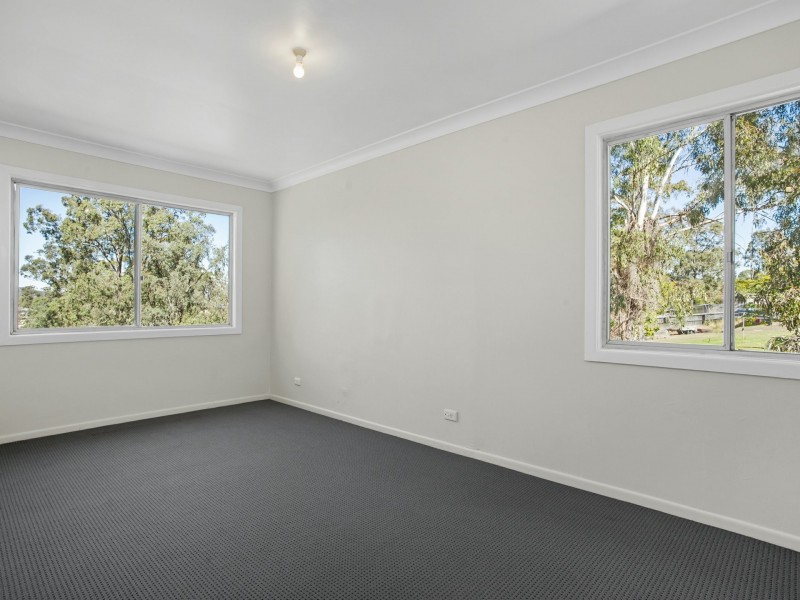 18 Hannant Rd, Hatton Vale QLD 4341