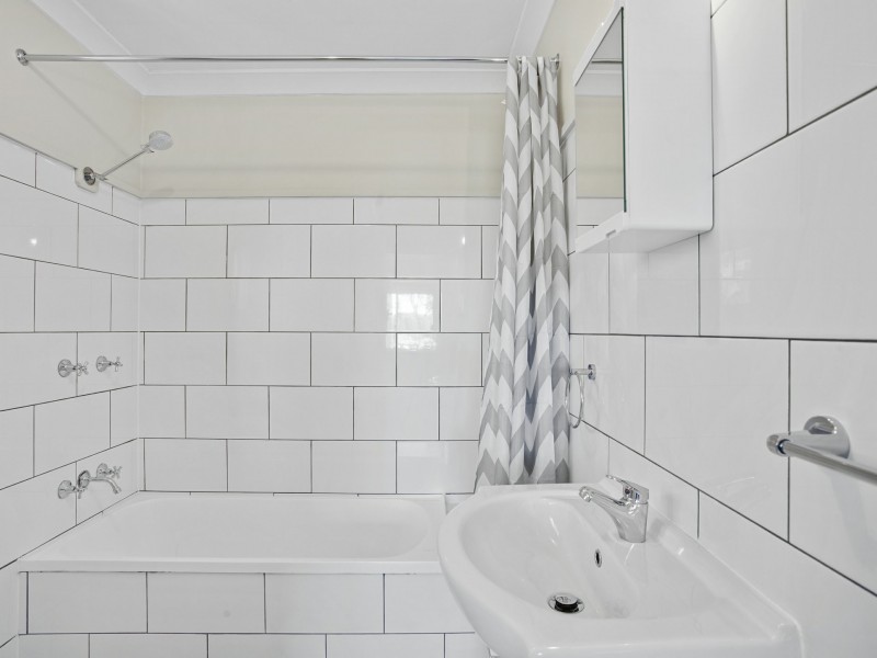 18 Hannant Rd, Hatton Vale QLD 4341