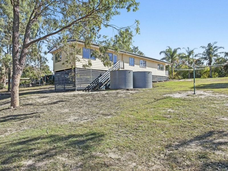 18 Hannant Rd, Hatton Vale QLD 4341