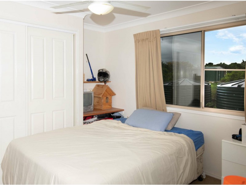 100 Lakes Drive, Laidley Heights QLD 4341