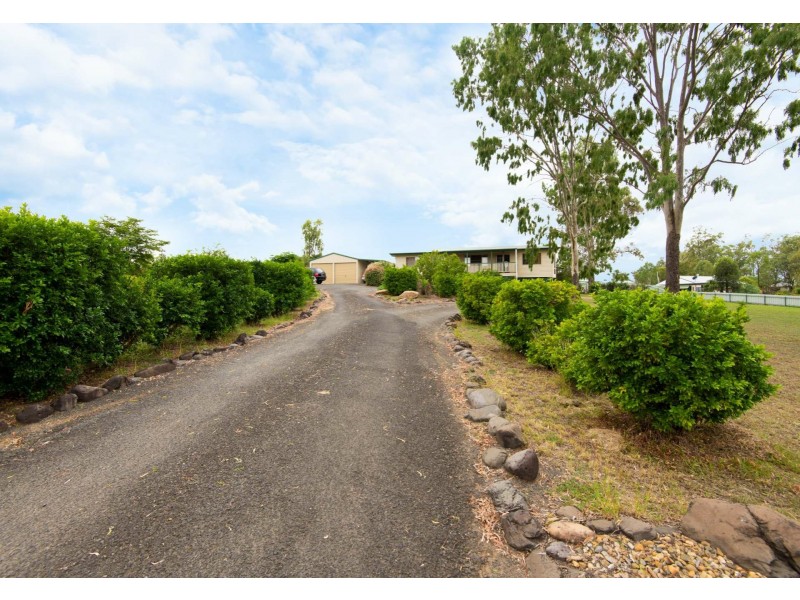 100 Lakes Drive, Laidley Heights QLD 4341