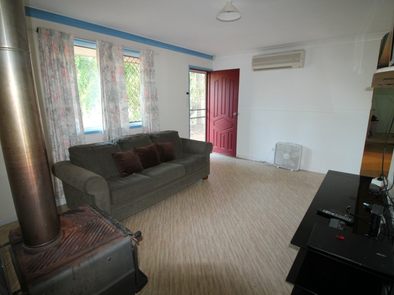 181 Lakes Drive, Laidley Heights QLD 4341