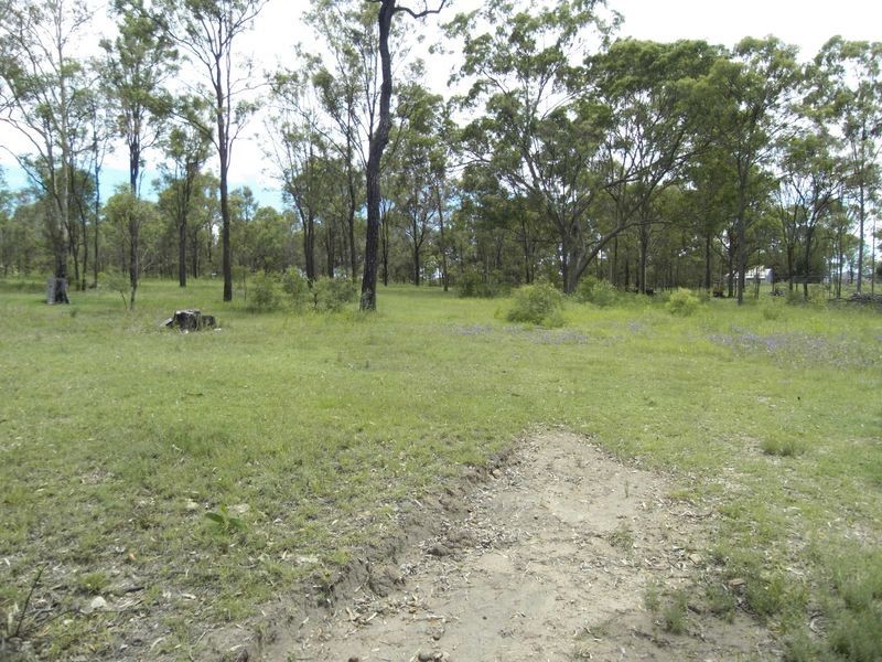 9 Cemetary Road, Plainland QLD 4341