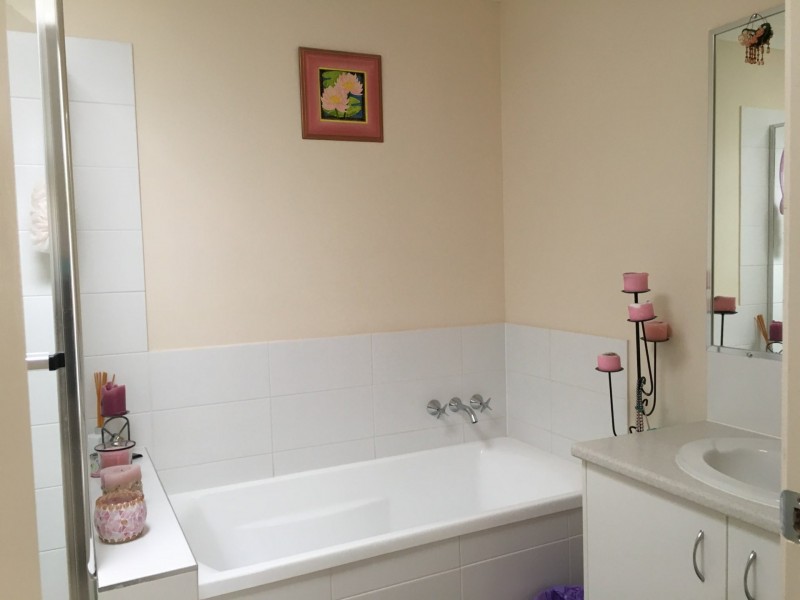 Unit 2/29 Sea Eagle Drive, Lowood QLD 4311