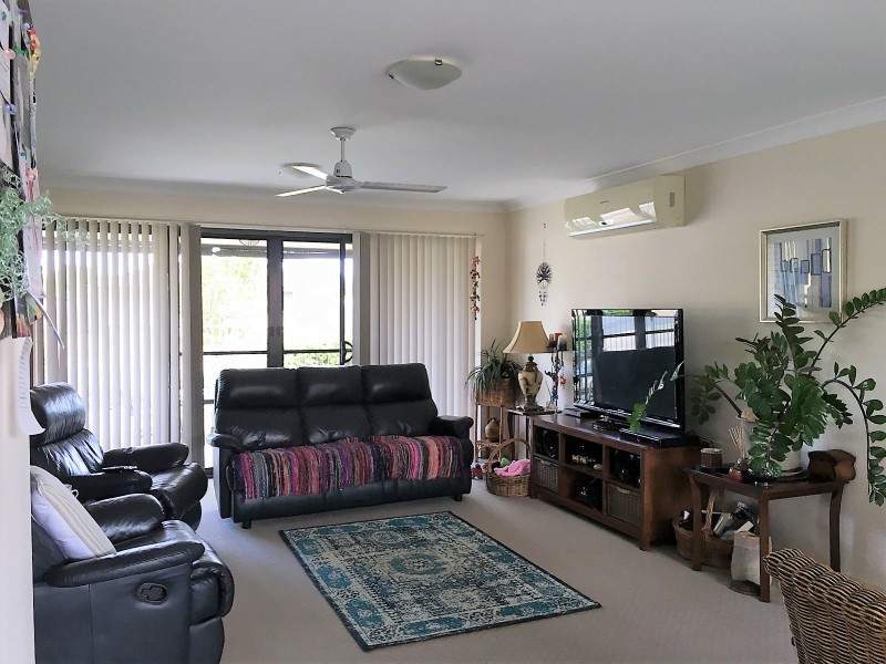 Unit 2/29 Sea Eagle Drive, Lowood QLD 4311