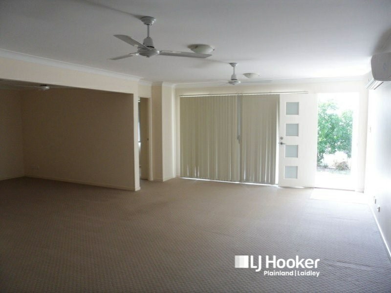 Unit 1/2 Tawney Street, Lowood QLD 4311