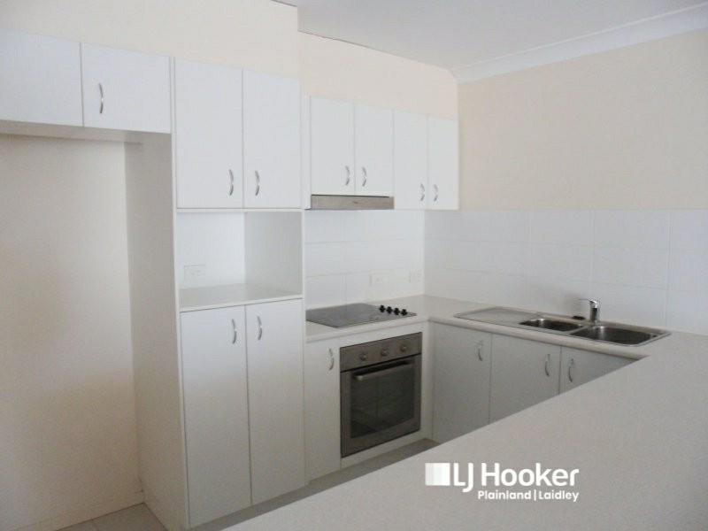 Unit 1/2 Tawney Street, Lowood QLD 4311