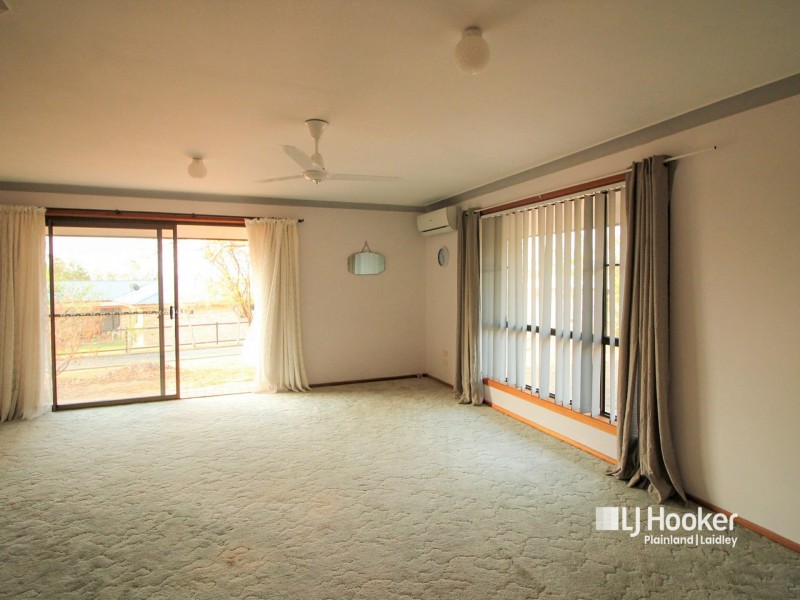 14 Donaldson Rd, Plainland QLD 4341