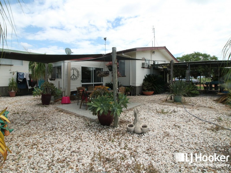 6 Scheiwe Rd, Plainland QLD 4341