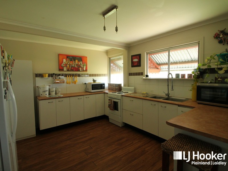 6 Scheiwe Rd, Plainland QLD 4341