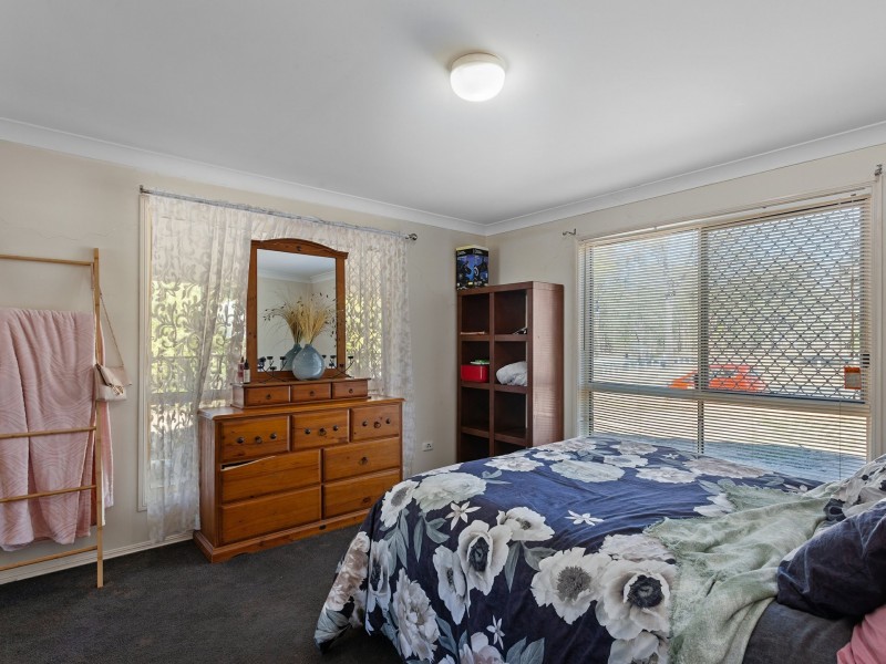 27 Bertrand Avenue, Kensington Grove QLD 4341