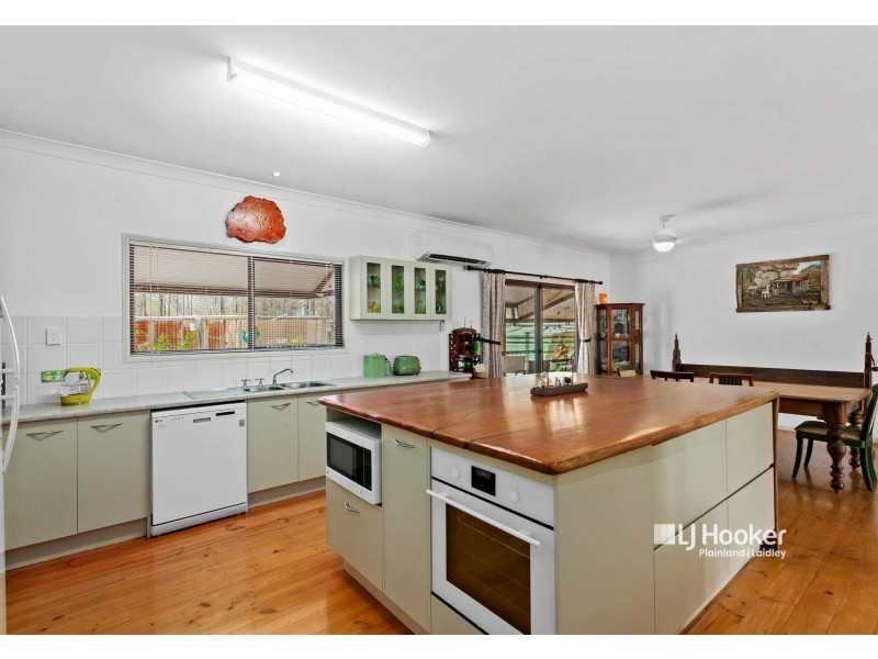 14 Challenge Avenue, Kensington Grove QLD 4341