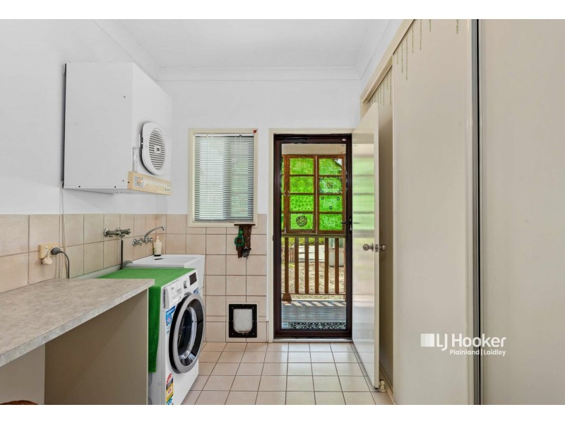 14 Challenge Avenue, Kensington Grove QLD 4341