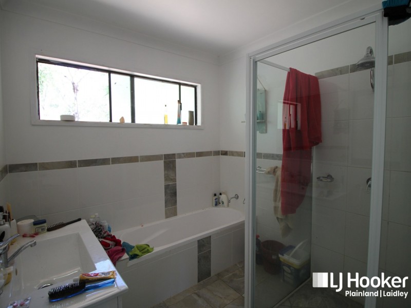 37 Hughes Rd, Plainland QLD 4341